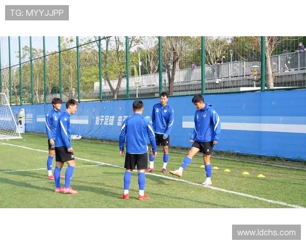 官方深圳青年人签加里塔赵英杰